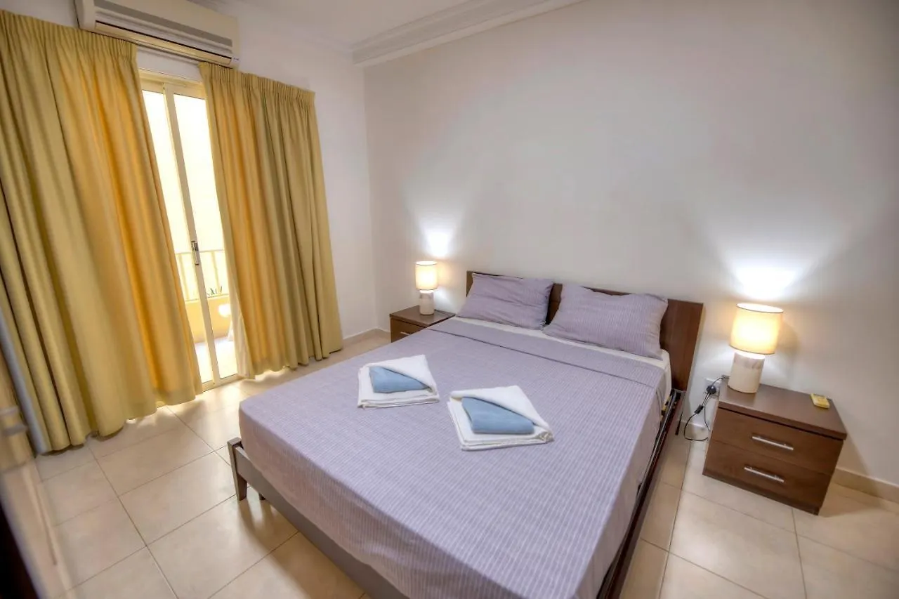 Large Seafront 3 Bedroom Apartment In The Heart Of Sliema - Mmai1-2 0*,  Malta